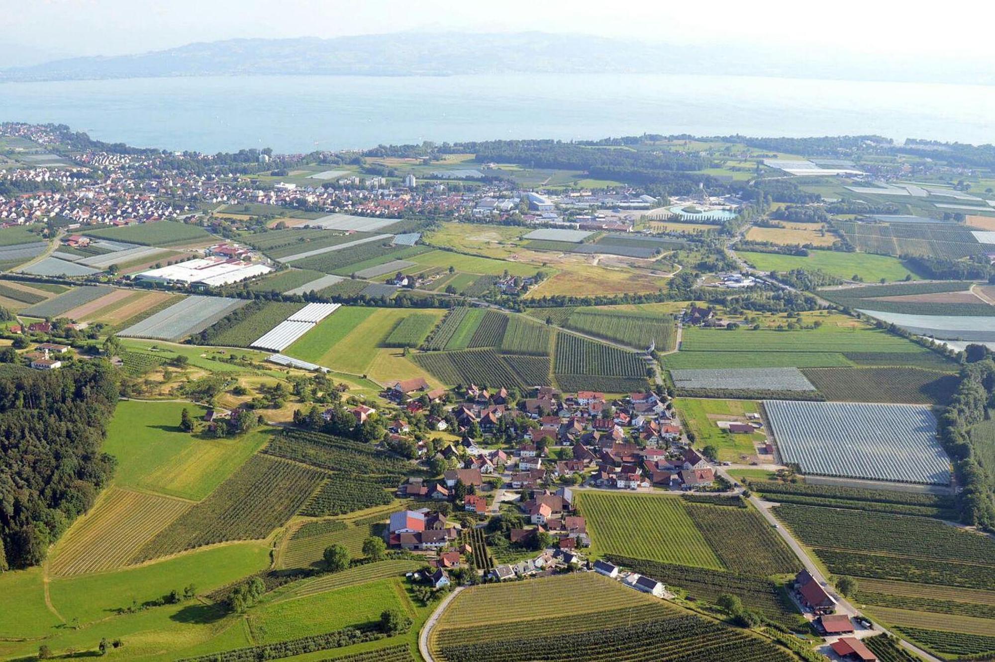 Beim Dorfbach - Die Hofchalets เครสส์บรอนน์ อัม โบเดนเซ ภายนอก รูปภาพ